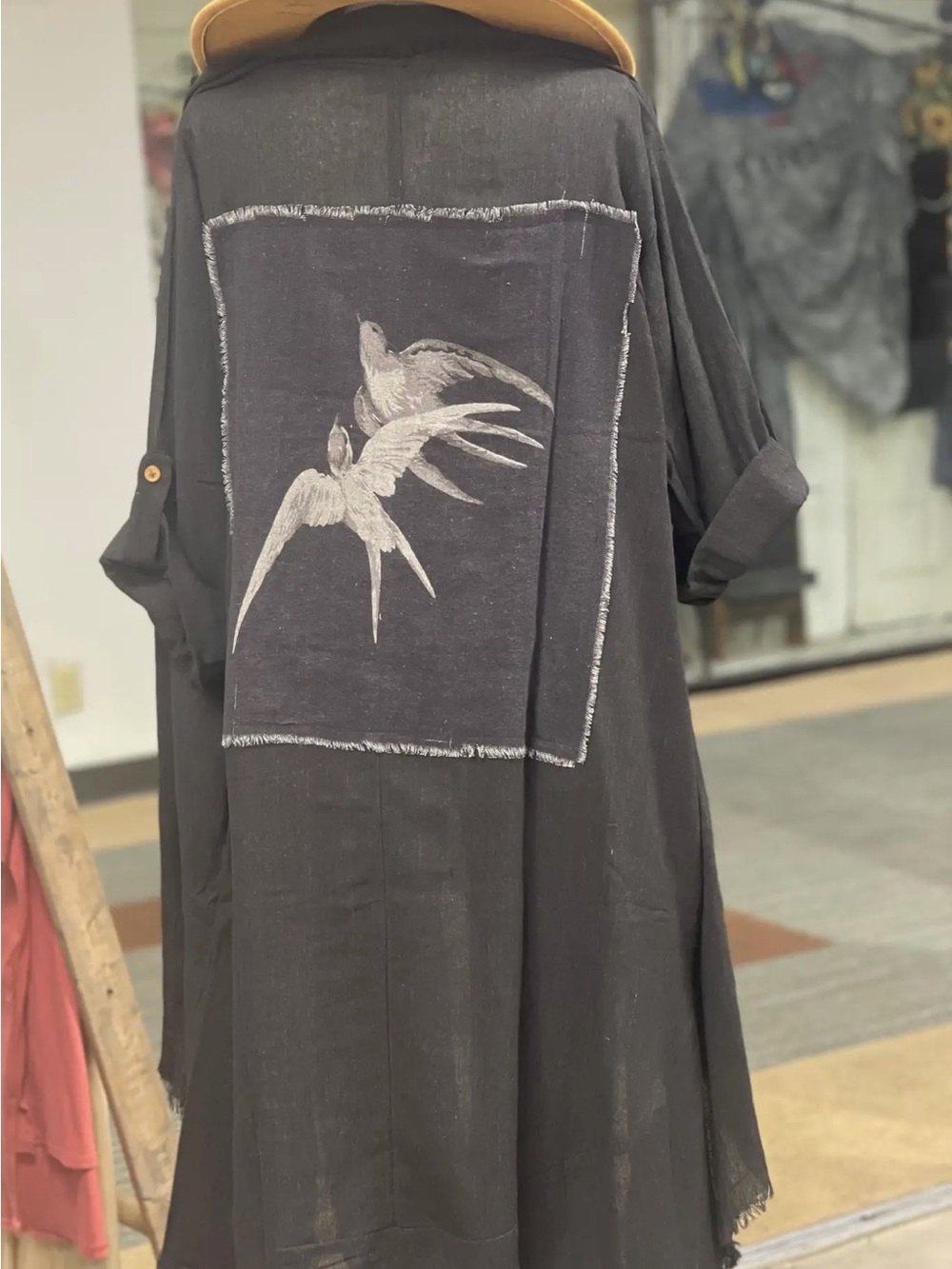 I LOVE LINEN SWALLOW PATCH DUSTER